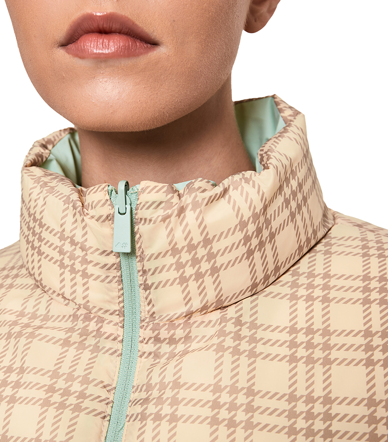 Reversible Puffer Jacket - Mint Green image number 10
